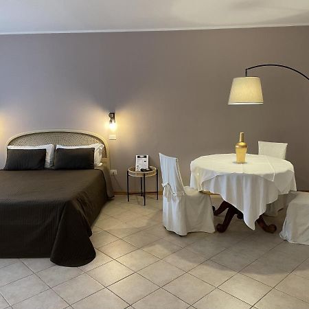 Hotel Petrarca Boara Pisani Exterior photo